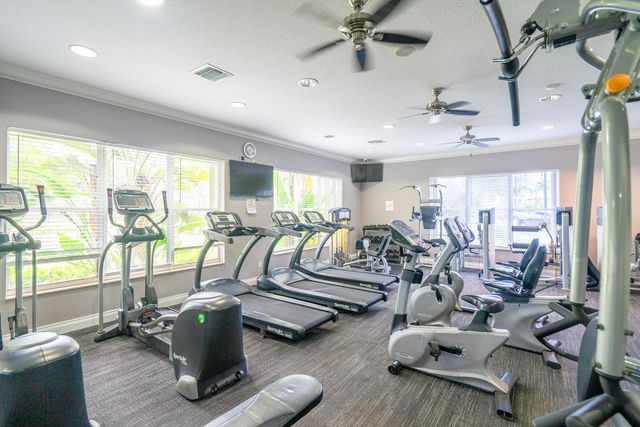 5463 Queenship Court, Greenacres, FL 33463