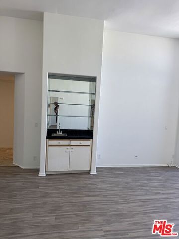 1240 S Corning Street 308, Los Angeles, CA 90035