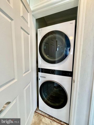 201 JOHNSON DR, Fairless Hills, PA 19030