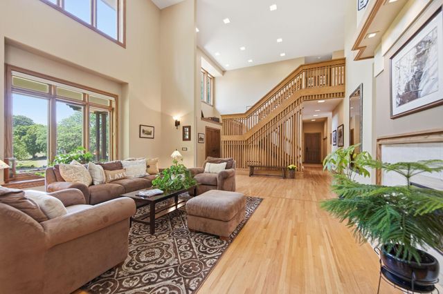 28010 Boulder Bridge Drive, Excelsior, MN 55331