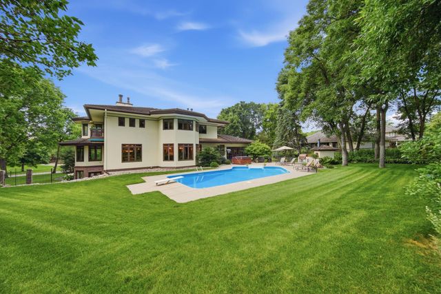 28010 Boulder Bridge Drive, Excelsior, MN 55331