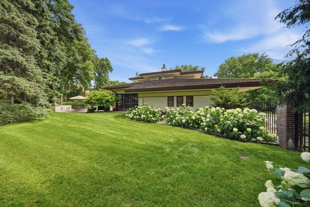 28010 Boulder Bridge Drive, Excelsior, MN 55331