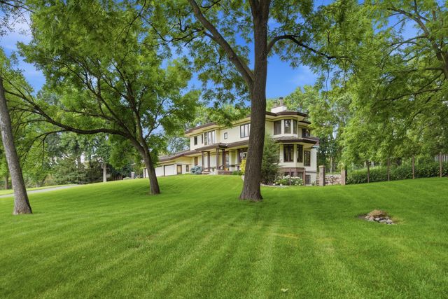 28010 Boulder Bridge Drive, Excelsior, MN 55331
