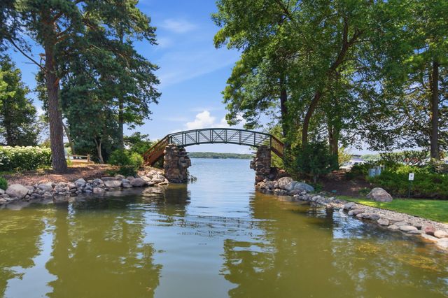 28010 Boulder Bridge Drive, Excelsior, MN 55331