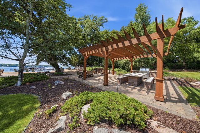 28010 Boulder Bridge Drive, Excelsior, MN 55331