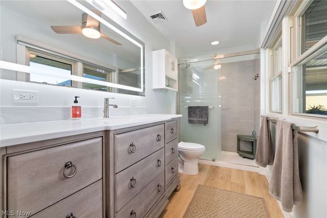 5969 W Shore Drive NW, Canton, OH 44718