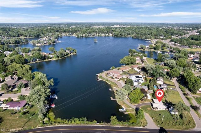 5969 W Shore Drive NW, Canton, OH 44718