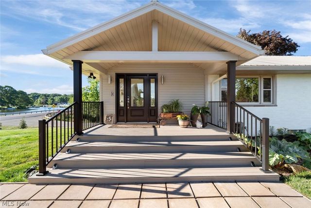 5969 W Shore Drive NW, Canton, OH 44718