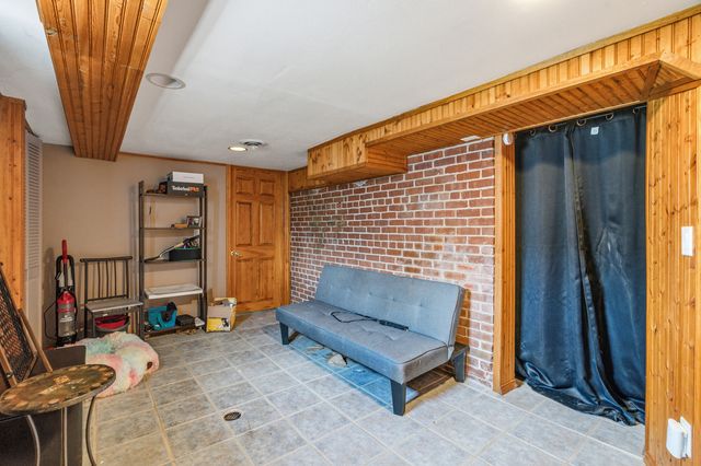 618 W Putnam Street, Princeton, IL 61356