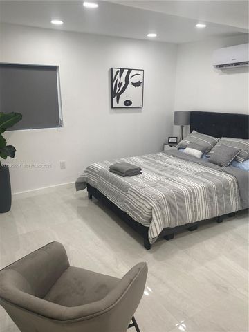 1710 Michigan Ave Guest House, Miami Beach, FL 33139