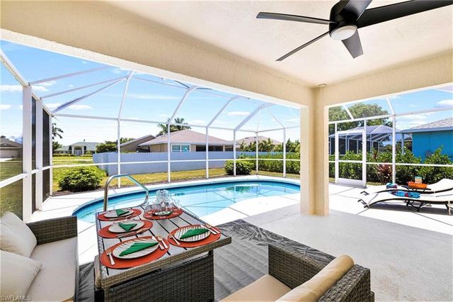 2122 25th ST, Cape Coral, FL 33914