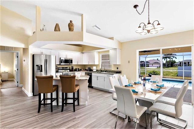 2122 25th ST, Cape Coral, FL 33914