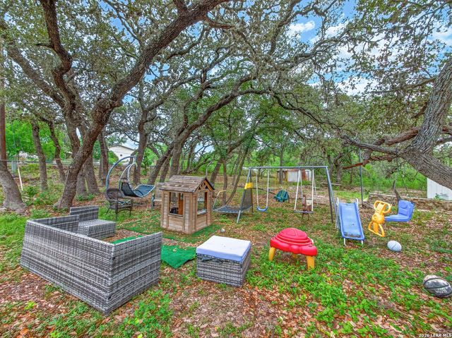 12275 Grapevine St, San Antonio, TX 78245