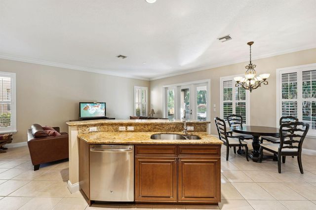 10380 Trianon Place, Wellington, FL 33449