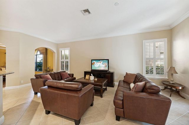 10380 Trianon Place, Wellington, FL 33449
