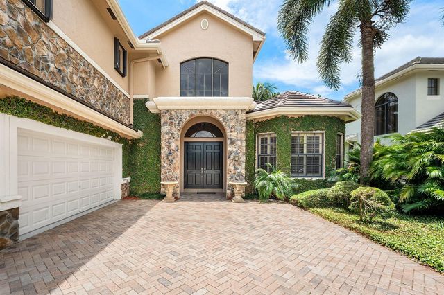 10380 Trianon Place, Wellington, FL 33449