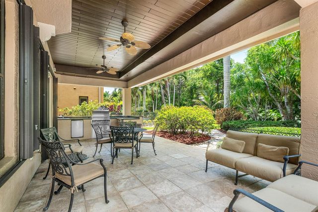 10380 Trianon Place, Wellington, FL 33449