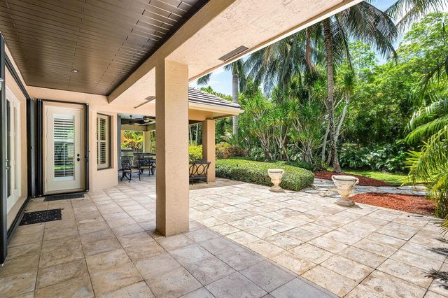 10380 Trianon Place, Wellington, FL 33449