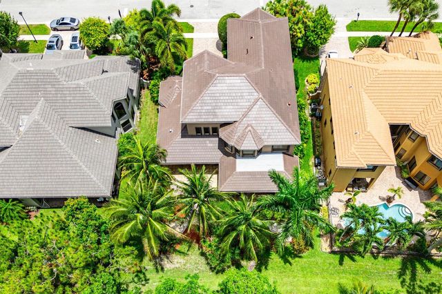 10380 Trianon Place, Wellington, FL 33449