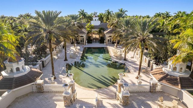 10380 Trianon Place, Wellington, FL 33449