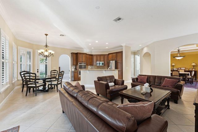 10380 Trianon Place, Wellington, FL 33449