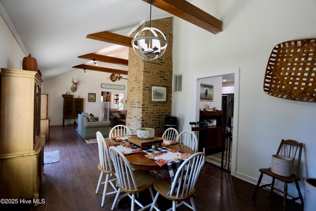 104 E Devonshire Avenue, West End, NC 27376