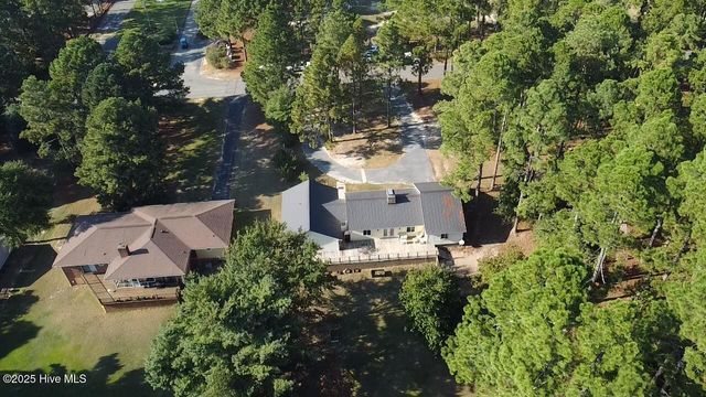 104 E Devonshire Avenue, West End, NC 27376