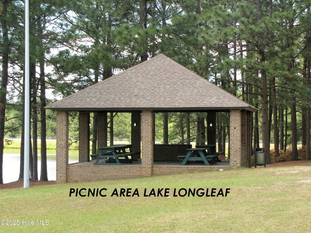104 E Devonshire Avenue, West End, NC 27376