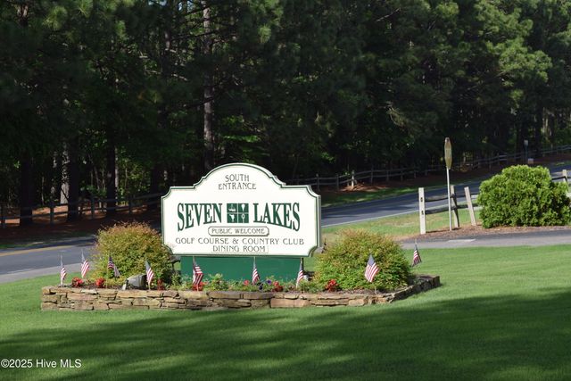 104 E Devonshire Avenue, West End, NC 27376