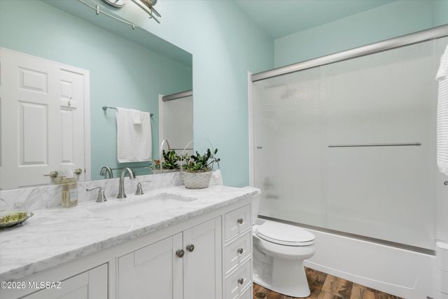 374 S Avenida De Las Sabinas, Green Valley, AZ 85614