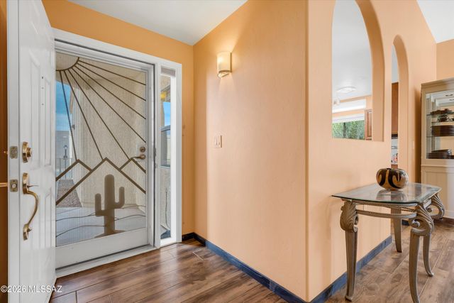 374 S Avenida De Las Sabinas, Green Valley, AZ 85614