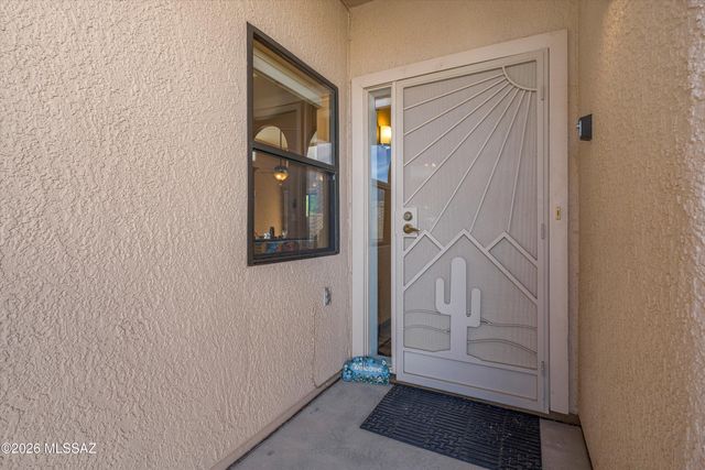 374 S Avenida De Las Sabinas, Green Valley, AZ 85614