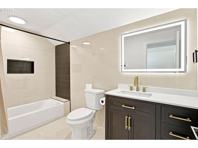 9660 Se 43RD Ave, Milwaukie, OR 97222