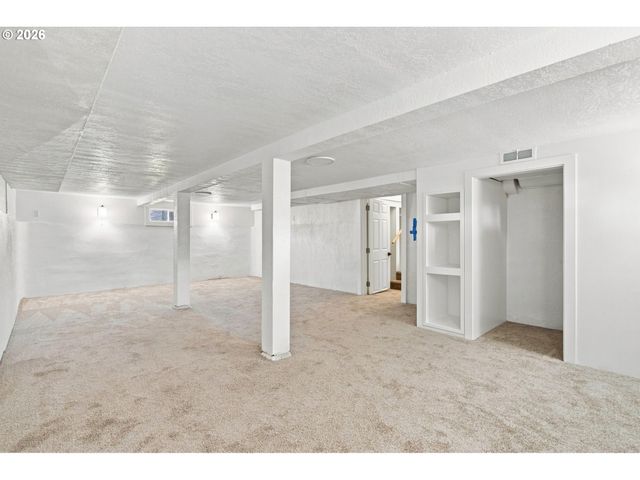 9660 Se 43RD Ave, Milwaukie, OR 97222
