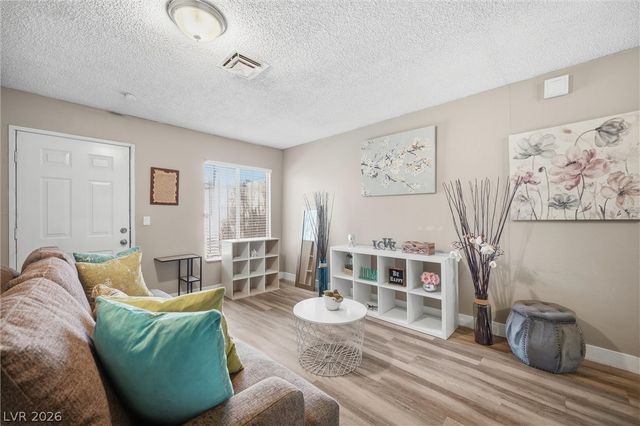 3907 Visby Lane, Las Vegas, NV 89119