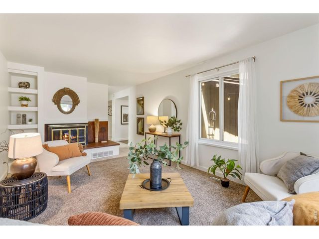 1907 Waters Edge St E, Fort Collins, CO 80526