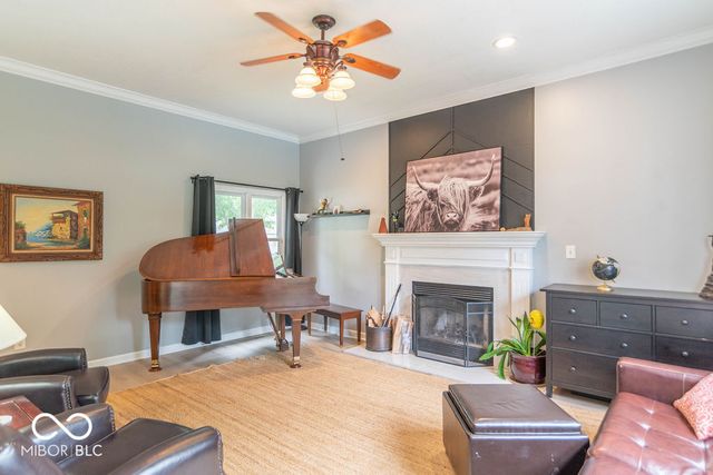 11735 Grenadier Lane, Indianapolis, IN 46229