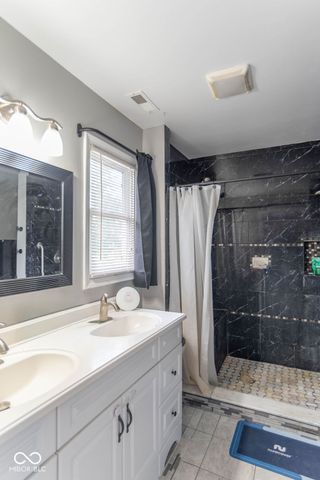 11735 Grenadier Lane, Indianapolis, IN 46229