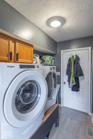11735 Grenadier Lane, Indianapolis, IN 46229