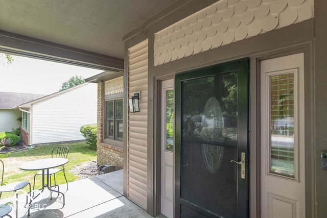 11735 Grenadier Lane, Indianapolis, IN 46229