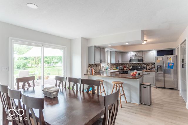 11735 Grenadier Lane, Indianapolis, IN 46229