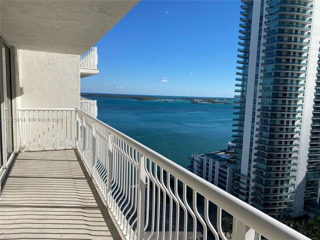 1200 Brickell Bay Drive 2303, Miami, FL 33131