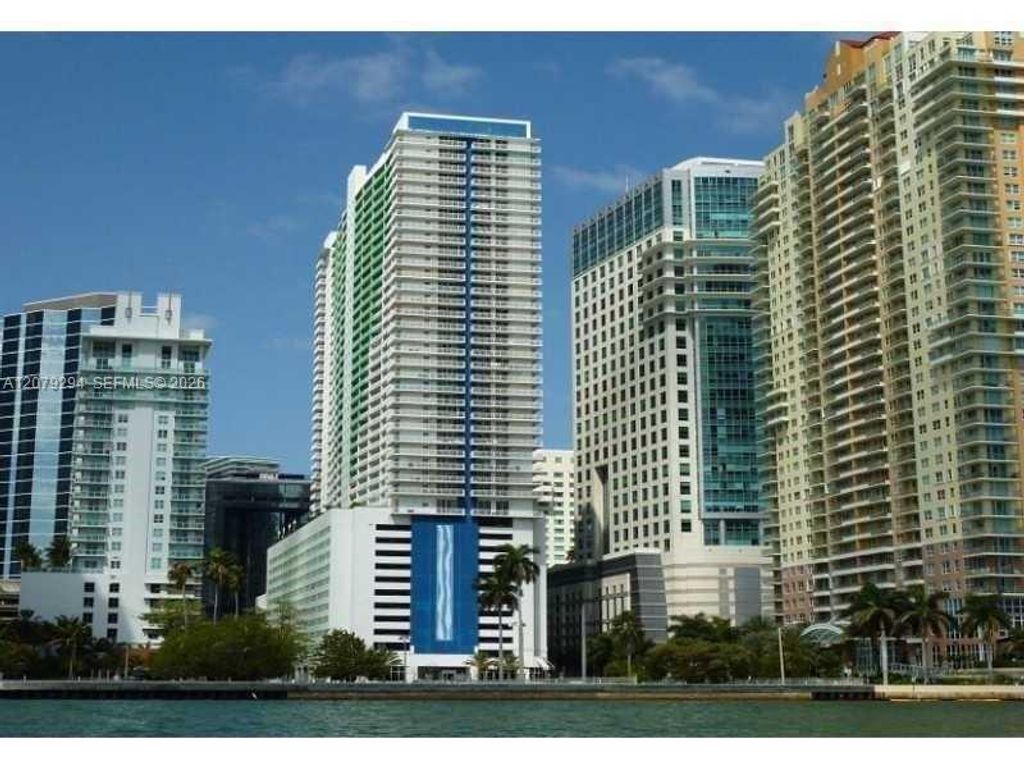 1200 Brickell Bay Drive 2303, Miami, FL 33131