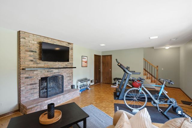 8818 Morganraiders Lane, Sycamore Twp, OH 45236
