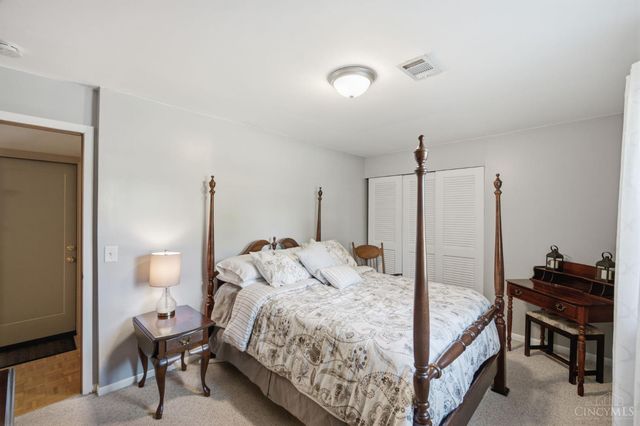 8818 Morganraiders Lane, Sycamore Twp, OH 45236