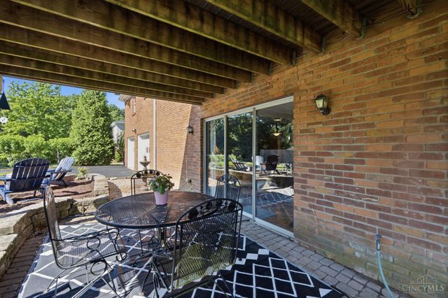 8818 Morganraiders Lane, Sycamore Twp, OH 45236