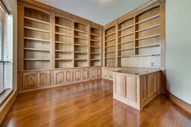 30 Kingsbury Trail, Heath, TX 75032