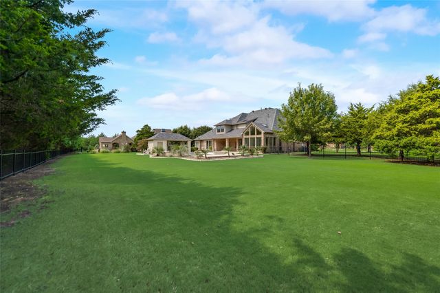 30 Kingsbury Trail, Heath, TX 75032