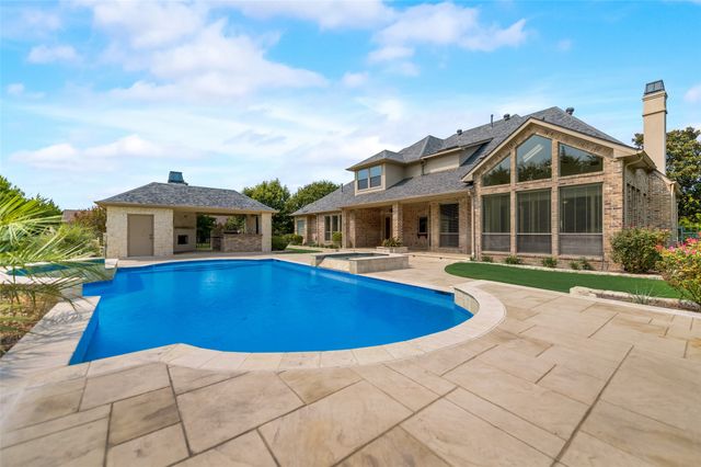 30 Kingsbury Trail, Heath, TX 75032