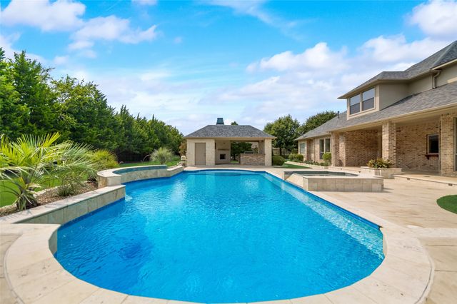 30 Kingsbury Trail, Heath, TX 75032